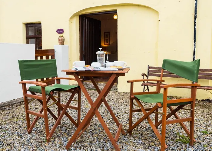 The Stable * フェサード・オン・スィー